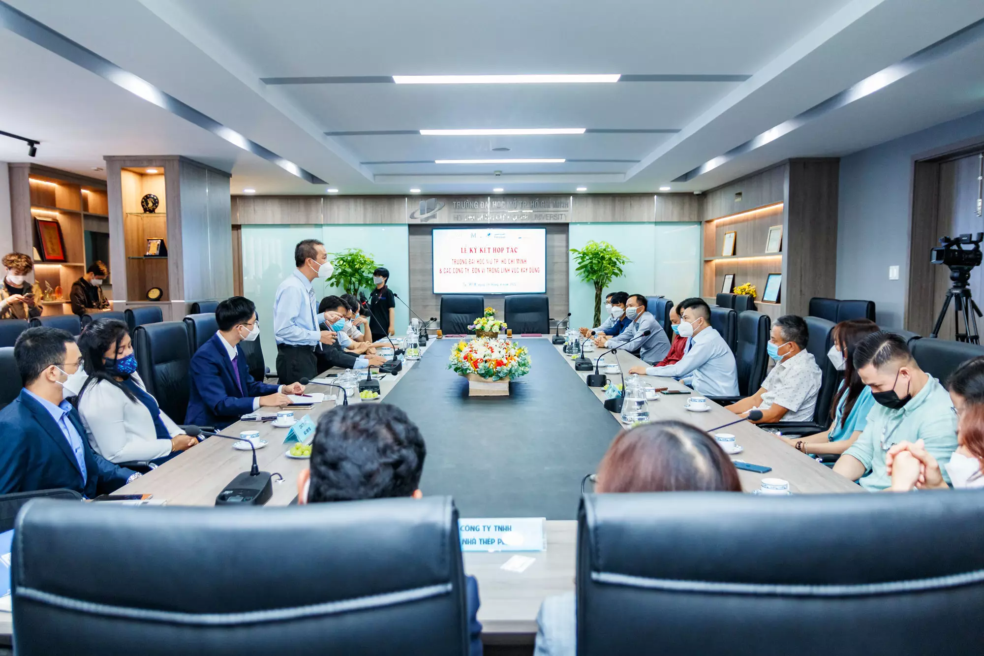 cooperation-signing-ceremony-pebsteel-open-university-hcmc